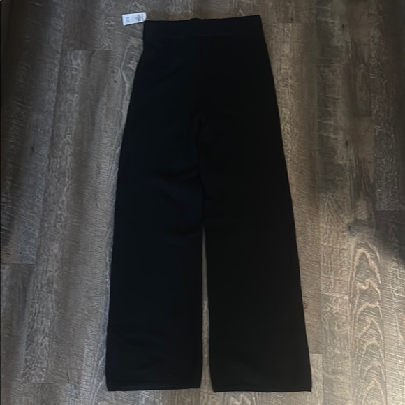 Gilly Hicks Women’s Black Sweater Bottoms - Picture 3 of 6